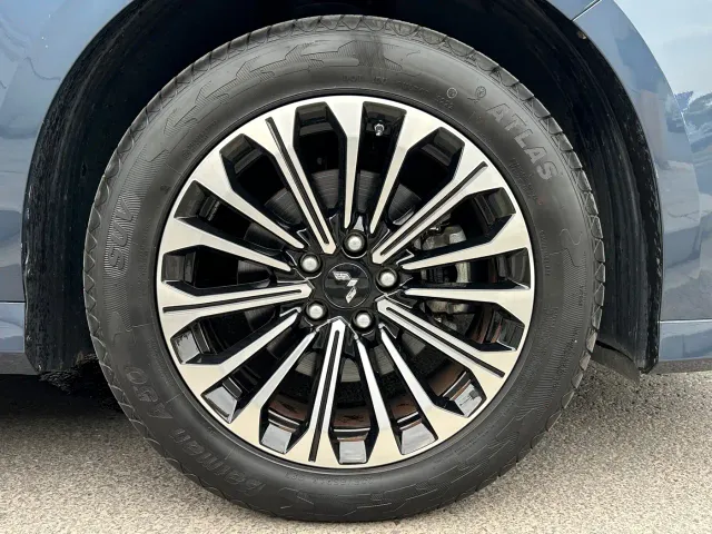Wuling Victory — Фото автомобиля 23