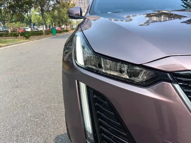 Cadillac CT5 — Фото автомобиля 15