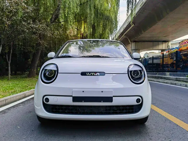 Changan Lumin — Фото автомобиля 3