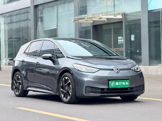 Volkswagen ID.3 — Фото автомобиля 3