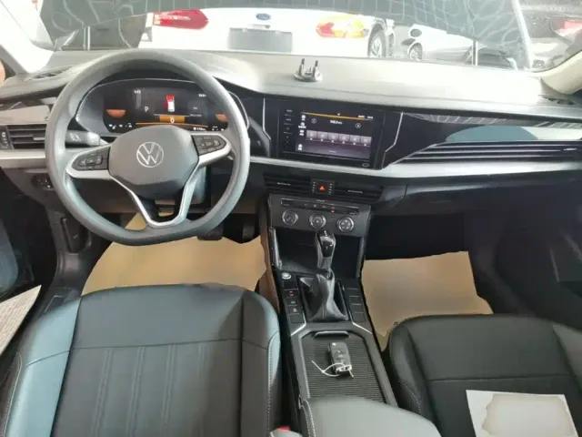 Volkswagen Passat — Фото автомобиля 9