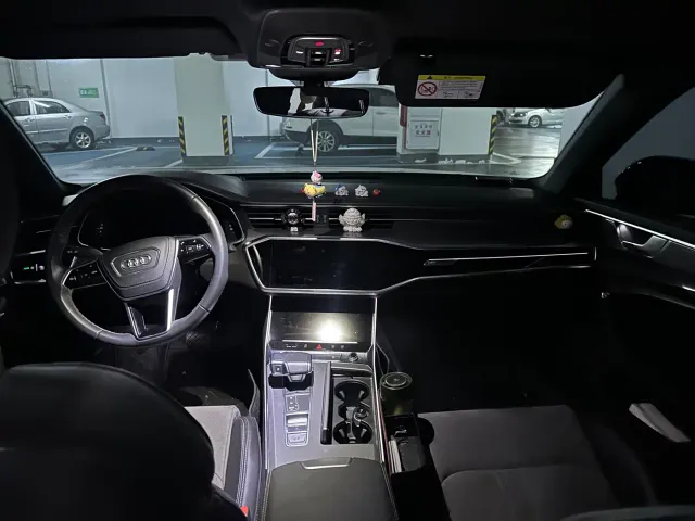 Audi A6L — Фото автомобиля 5