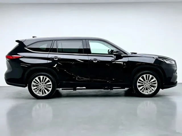 Toyota Highlander — Фото автомобиля 20