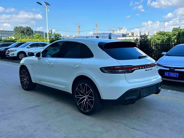 Porsche Macan — Фото автомобиля 5