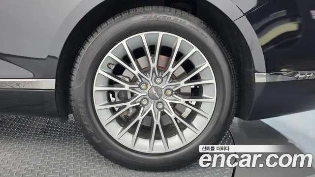 Genesis G80 RG3 — Фото автомобиля 6