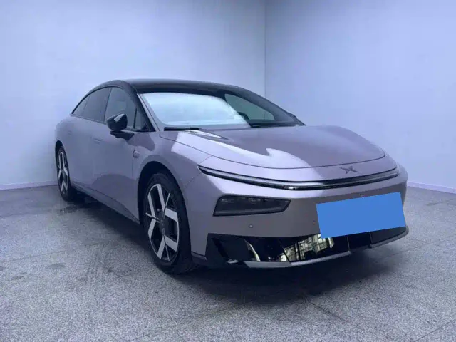 Xpeng P7+ — Фото автомобиля 4