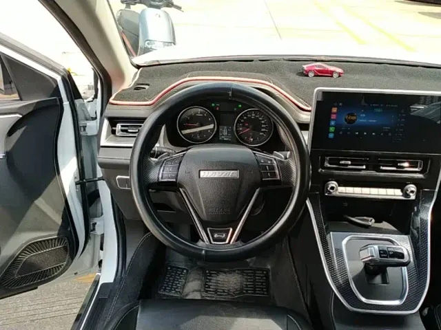Haval M6 — Фото автомобиля 10