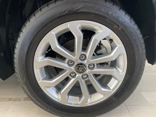 Toyota Frontlander — Фото автомобиля 8