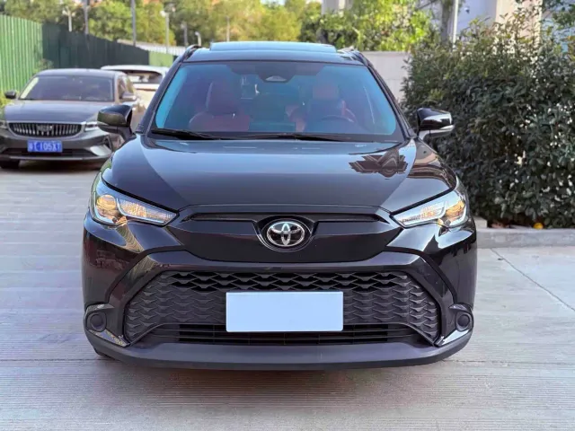 Toyota Frontlander — Фото автомобиля 2