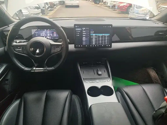 BYD Seal 06 — Фото автомобиля 9