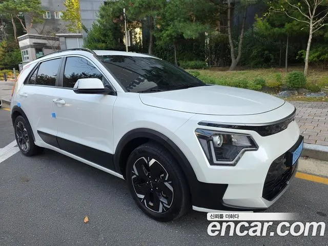 Kia Niro — Фото автомобиля 2