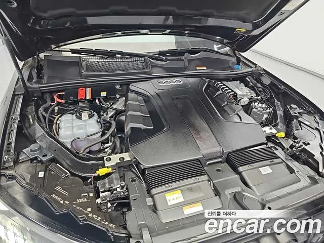 Audi Q7 4M — Фото автомобиля 4