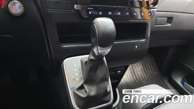 Hyundai Staria — Фото автомобиля 12