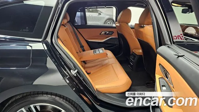 BMW 3 Series G20 — Фото автомобиля 12