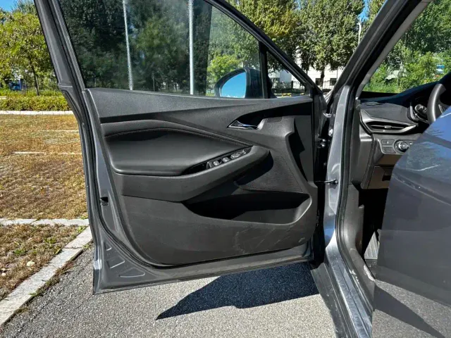 Chevrolet Orlando — Фото автомобиля 23