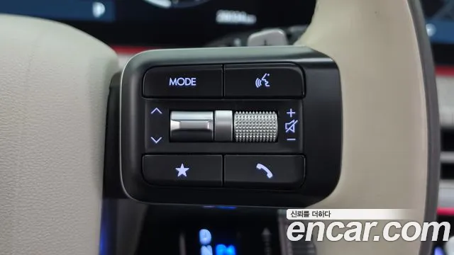 Hyundai Santa Fe MX5 — Фото автомобиля 23