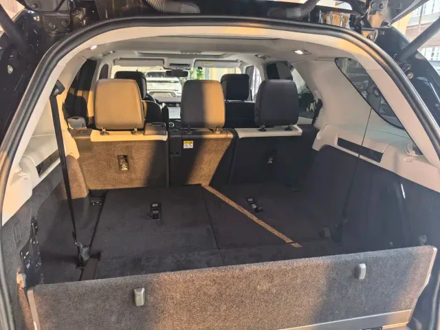 Land Rover Discovery — Фото автомобиля 7