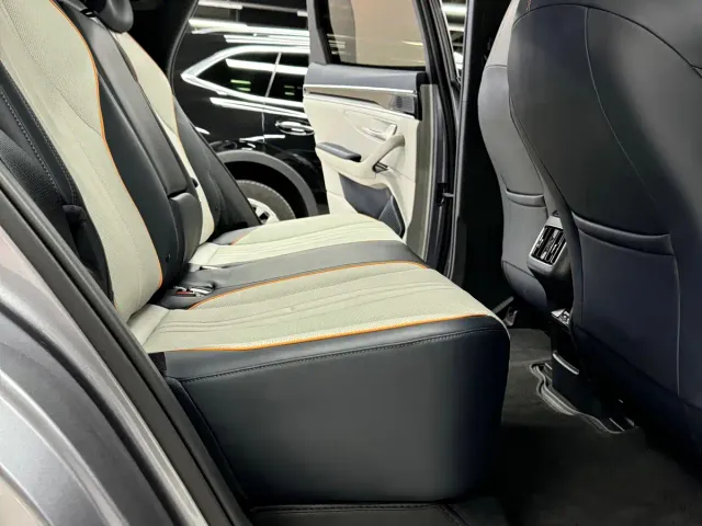 BYD Song PLUS — Фото автомобиля 18