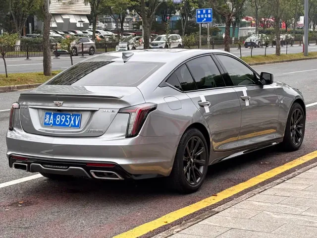 Cadillac CT5 — Фото автомобиля 8