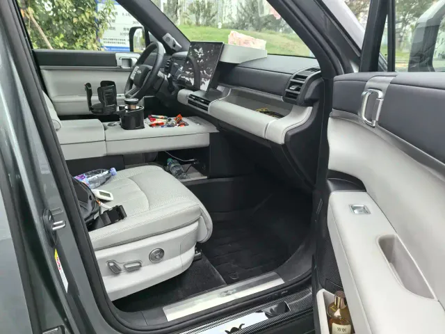 BYD FangChengBao Titanium 7 — Фото автомобиля 8