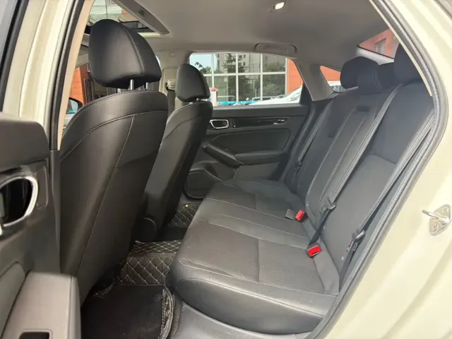 Honda Civic — Фото автомобиля 12