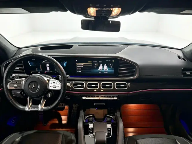 Mercedes-Benz GLS AMG — Фото автомобиля 7