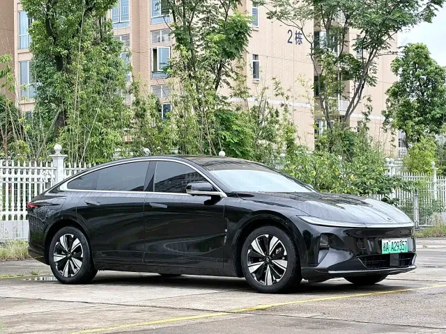 Changan Qiyuan A07 — Фото автомобиля 3