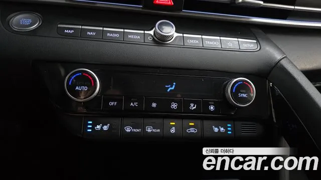 Hyundai Avante CN7 — Фото автомобиля 16