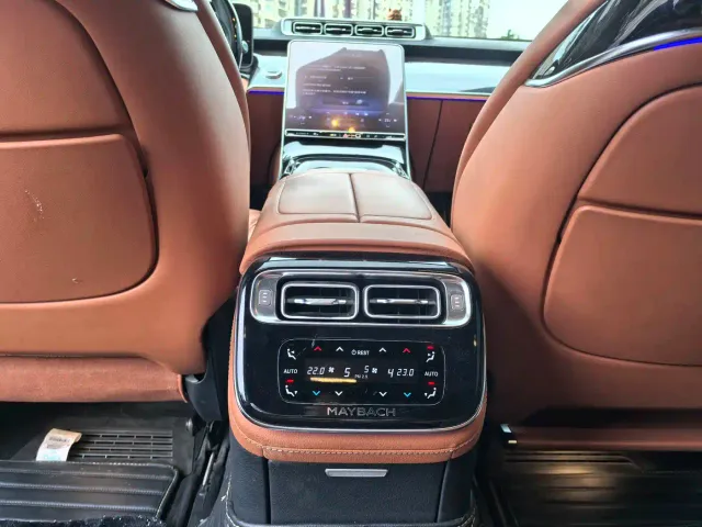 Mercedes-Benz Maybach S-Class — Фото автомобиля 13