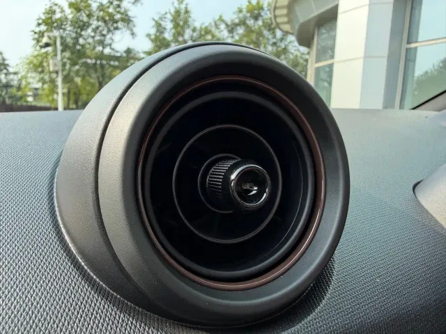 BYD Dolphin — Фото автомобиля 21