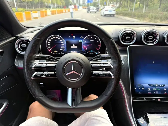 Mercedes-Benz C-Class — Фото автомобиля 7
