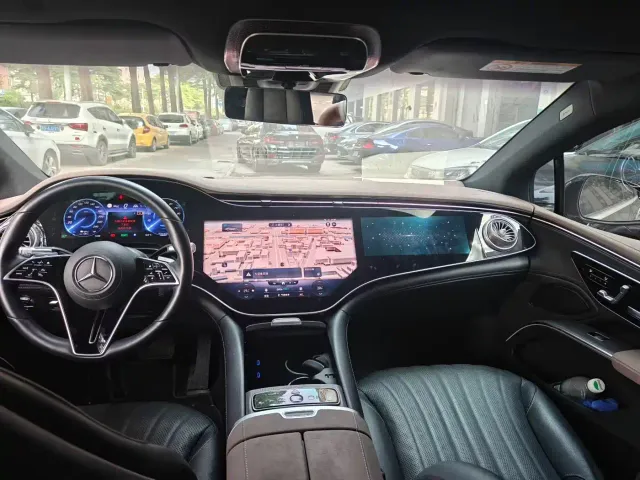 Mercedes-Benz EQS — Фото автомобиля 5