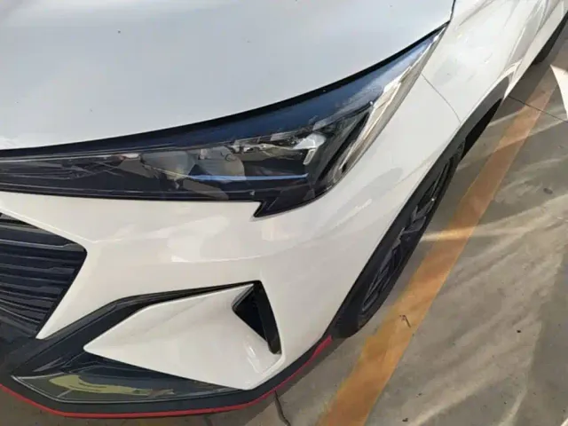Changan X5 Plus — Фото автомобиля 23