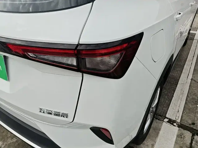 Wuling Asta — Фото автомобиля 7