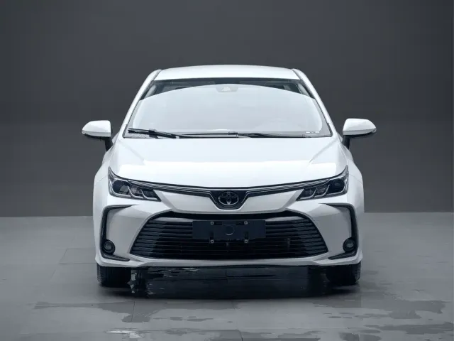 Toyota Corolla — Фото автомобиля 5