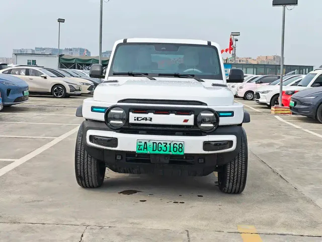 iCAR V23 — Фото автомобиля 2