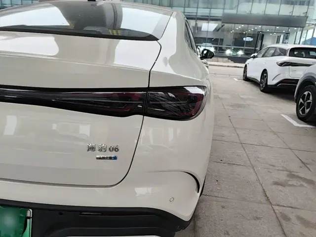 BYD Seal 06 — Фото автомобиля 7