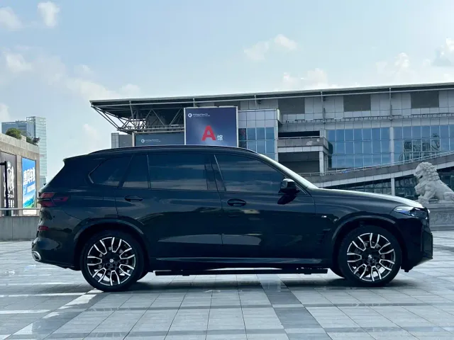 BMW X5 — Фото автомобиля 5