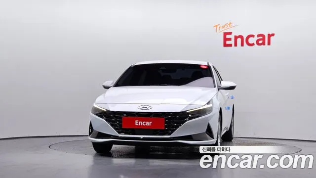 Hyundai AVANTE Avante (CN7) 1.6 LPi (Для проката) — Фото автомобиля 3