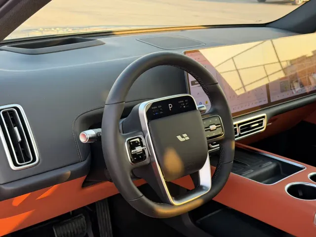 Li Auto Li Auto L6 2024 Pro — Фото автомобиля 8