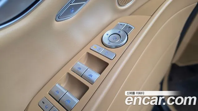 Genesis G80 Бензин 2.5 турбо 2WD — Фото автомобиля 28