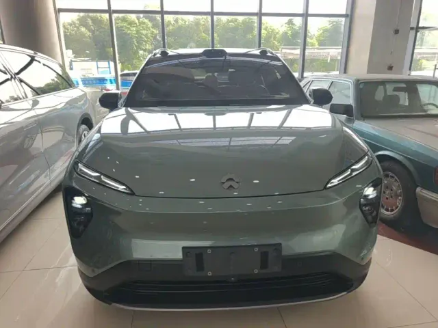 Nio ES7 — Фото автомобиля 2