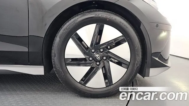 Hyundai Ioniq 6 — Фото автомобиля 6