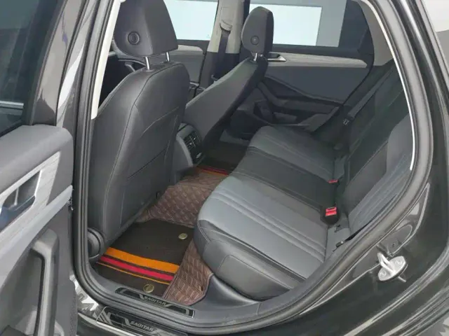 Volkswagen Sagitar — Фото автомобиля 11