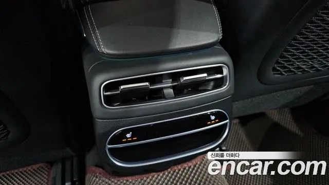 Genesis GV70 2.5T Бензин AWD — Фото автомобиля 19