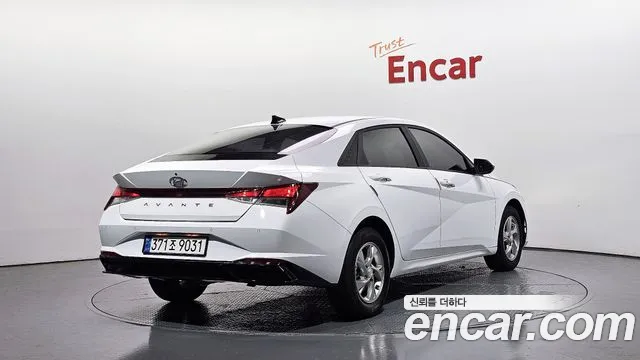 Hyundai AVANTE Avante (CN7) — Фото автомобиля 2