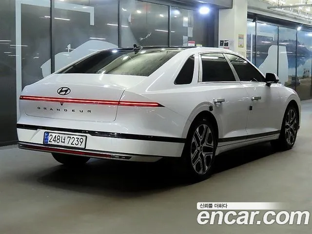 Hyundai Grandeur GN7 — Фото автомобиля 4