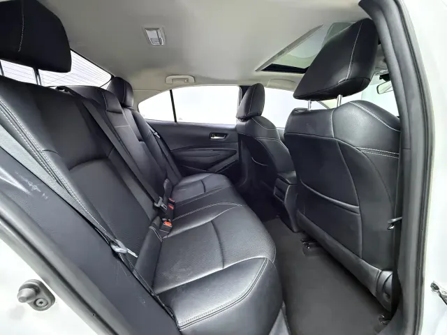 Toyota Corolla — Фото автомобиля 10