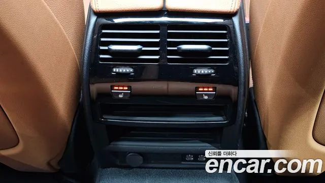 BMW 5 Series G30 — Фото автомобиля 28