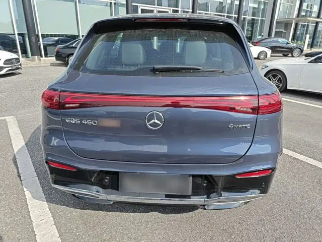 Mercedes-Benz EQS — Фото автомобиля 5